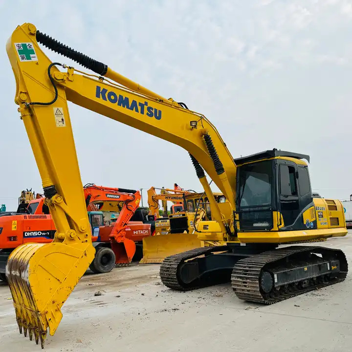 Hot Sale 20 Ton Crawler Excavator Komatsu Pc200-6 Pc200-7 Pc200-8 Original From Japan For Sale In Shanghai - Escavadora de rastos: foto 1 Hot Sale 20 Ton Crawler Excavator Komatsu Pc200-6 Pc200-7 Pc200-8 Original From Japan For Sale In Shanghai - Escavadora de rastos: foto 1