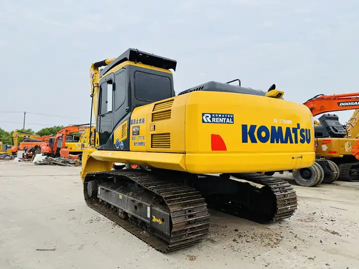 Hot Sale 20 Ton Crawler Excavator Komatsu Pc200-6 Pc200-7 Pc200-8 Original From Japan For Sale In Shanghai - Escavadora de rastos: foto 4 Hot Sale 20 Ton Crawler Excavator Komatsu Pc200-6 Pc200-7 Pc200-8 Original From Japan For Sale In Shanghai - Escavadora de rastos: foto 4