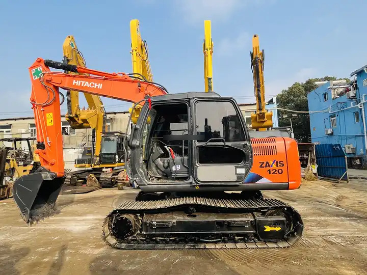 Japan Original 12 ton Used Excavator Hitachi ZX120 in good condition for Sale - Escavadora de rastos: foto 4 Japan Original 12 ton Used Excavator Hitachi ZX120 in good condition for Sale - Escavadora de rastos: foto 4