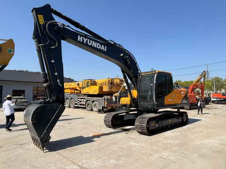 Korea Original Used Hyundai 220LC-9S Excavator Used Robex Hyundai 220 Excavator 220LC-9S Used Excavators for Sale - Escavadeira: foto 5 Korea Original Used Hyundai 220LC-9S Excavator Used Robex Hyundai 220 Excavator 220LC-9S Used Excavators for Sale - Escavadeira: foto 5