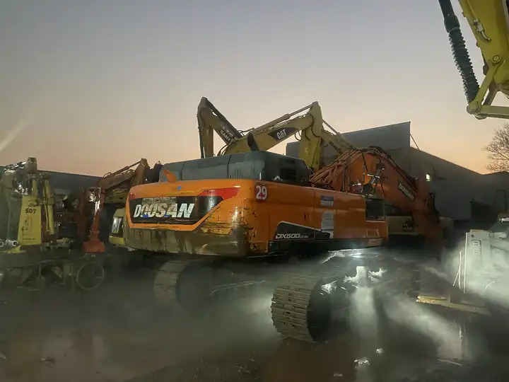 Original Doosan Dx420 Used Excavator/few Working Hours Used 420 Doosan Excavator Dx420 In Stock - Escavadora de rastos: foto 4 Original Doosan Dx420 Used Excavator/few Working Hours Used 420 Doosan Excavator Dx420 In Stock - Escavadora de rastos: foto 4