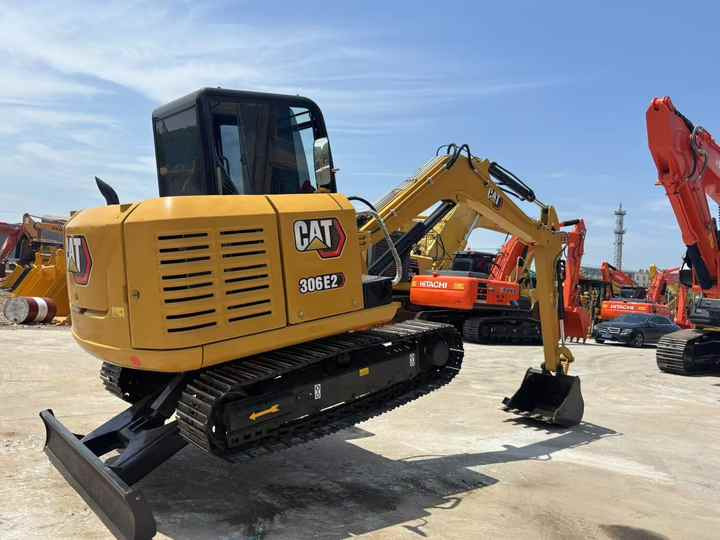 Original Engine and Paint Excellent Quality Used Crawler Excavator CAT 306E in Stock EPA and CE Licensed - Escavadeira: foto 3 Original Engine and Paint Excellent Quality Used Crawler Excavator CAT 306E in Stock EPA and CE Licensed - Escavadeira: foto 3
