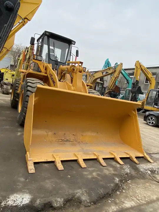 Second hand LiuGong wheel loader LG856 ,good condition chinese loader 856 wheel loader ,Liu gong Wheel Loader 856 Earth-moving - Carregadeira de rodas: foto 4 Second hand LiuGong wheel loader LG856 ,good condition chinese loader 856 wheel loader ,Liu gong Wheel Loader 856 Earth-moving - Carregadeira de rodas: foto 4