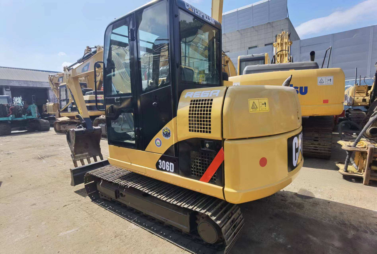 Used CAT 306D 306E 306E2 305.5 305 307 MINI EXCAVATOR - Escavadora de rastos: foto 4 Used CAT 306D 306E 306E2 305.5 305 307 MINI EXCAVATOR - Escavadora de rastos: foto 4