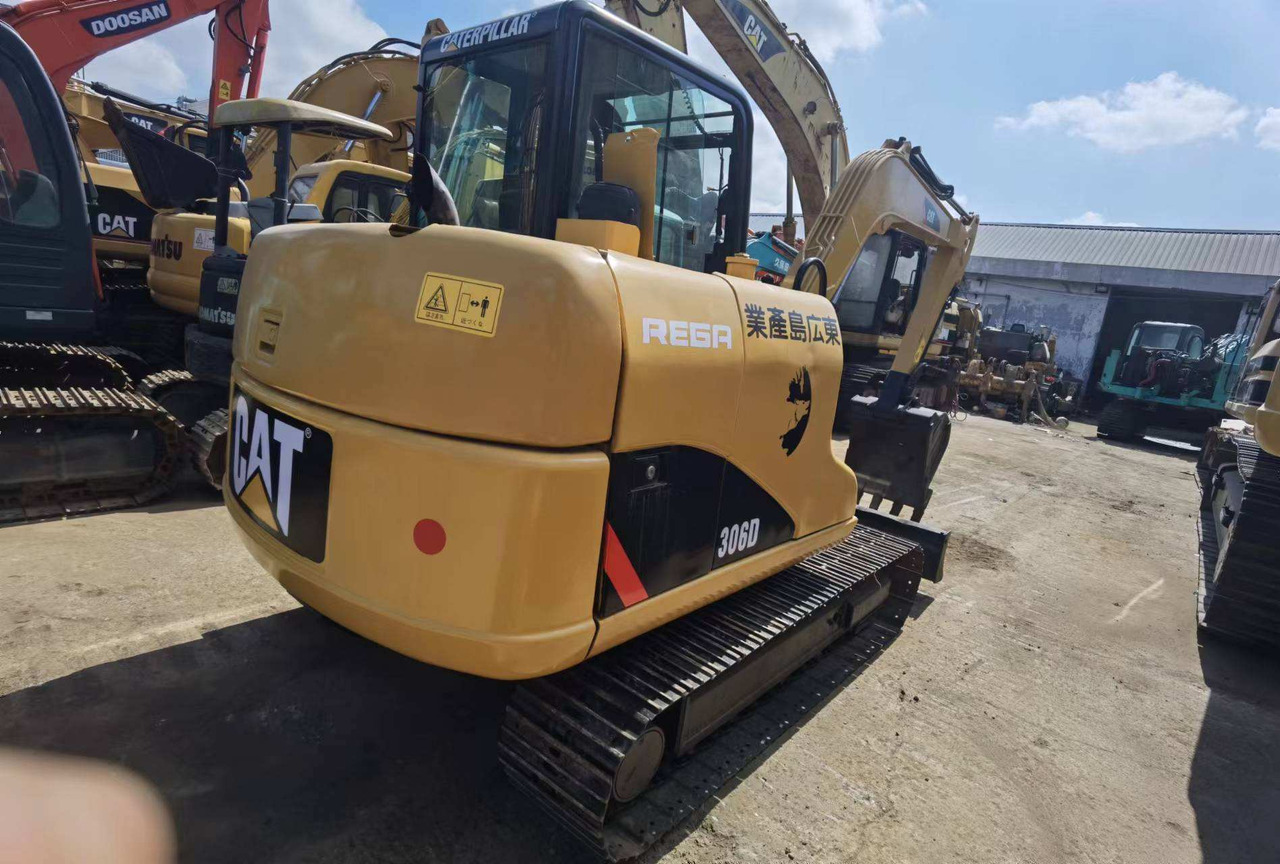 Used CAT 306D 306E 306E2 305.5 305 307 MINI EXCAVATOR - Escavadora de rastos: foto 2 Used CAT 306D 306E 306E2 305.5 305 307 MINI EXCAVATOR - Escavadora de rastos: foto 2