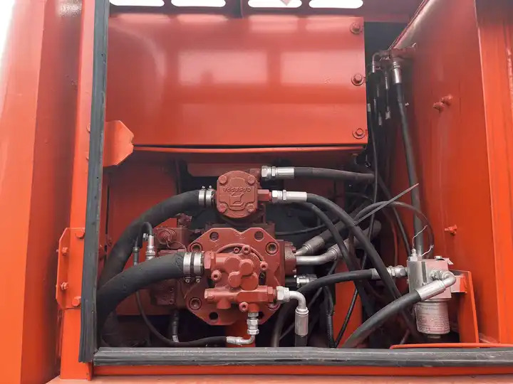 Used Doosan Dh150W-7 Medium 15 Ton Second-Hand Construction Machinery Doosan 60W/150W/210W in Stock - Escavadeira: foto 5 Used Doosan Dh150W-7 Medium 15 Ton Second-Hand Construction Machinery Doosan 60W/150W/210W in Stock - Escavadeira: foto 5