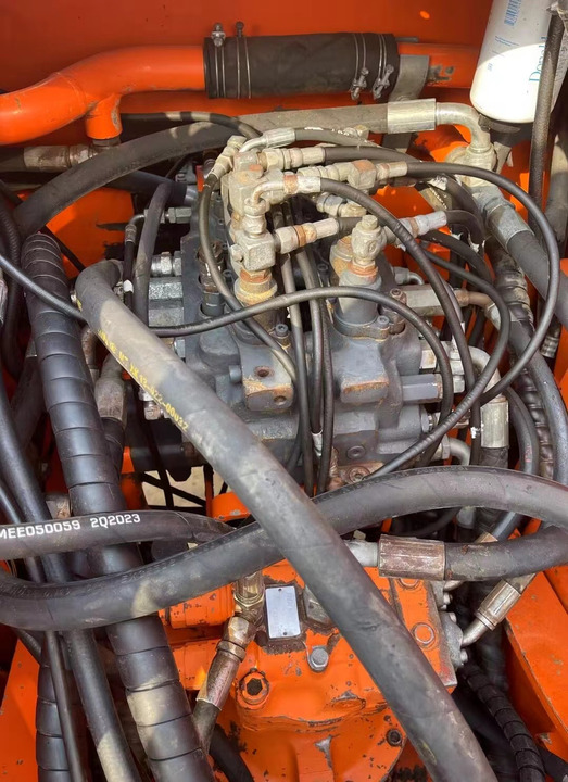 Used Doosan Dh150W-7 Wheel Digger Excavator Second Hand Original Korea Doosan Dh150W-7 150W Wheel Excavator Doosan 15 Tons - Escavadeira de rodas: foto 2 Used Doosan Dh150W-7 Wheel Digger Excavator Second Hand Original Korea Doosan Dh150W-7 150W Wheel Excavator Doosan 15 Tons - Escavadeira de rodas: foto 2