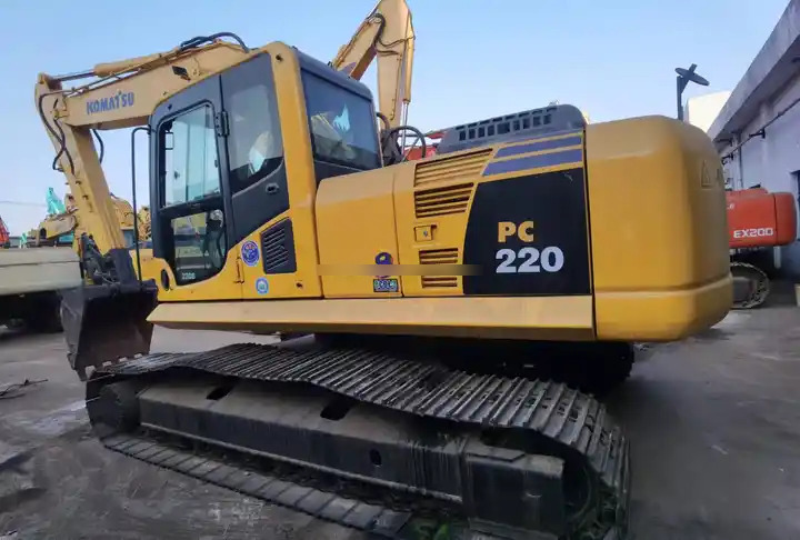 Escavadora de rastos Used Komatsu excavator Pc220-8 in good condition for sale,second hand PC200-8 in good condition: foto 6