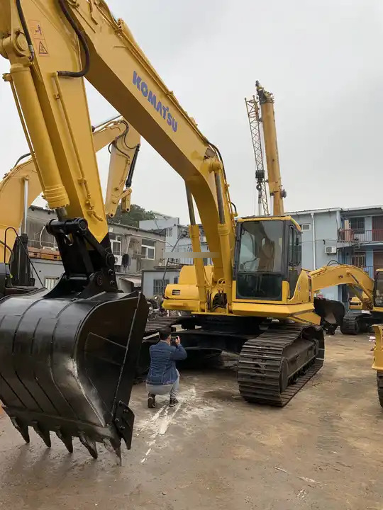 Escavadora de rastos Used Komatsu excavator Pc300-7 in good condition for sale: foto 6