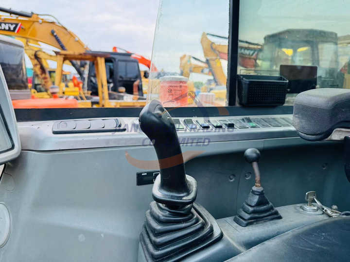 Used excavator doosan dx60 excavators earth-moving machinery doosan dx60 dx80 dx75 dx225 dh60 dh60-7for sale - Escavadora de rastos: foto 2 Used excavator doosan dx60 excavators earth-moving machinery doosan dx60 dx80 dx75 dx225 dh60 dh60-7for sale - Escavadora de rastos: foto 2