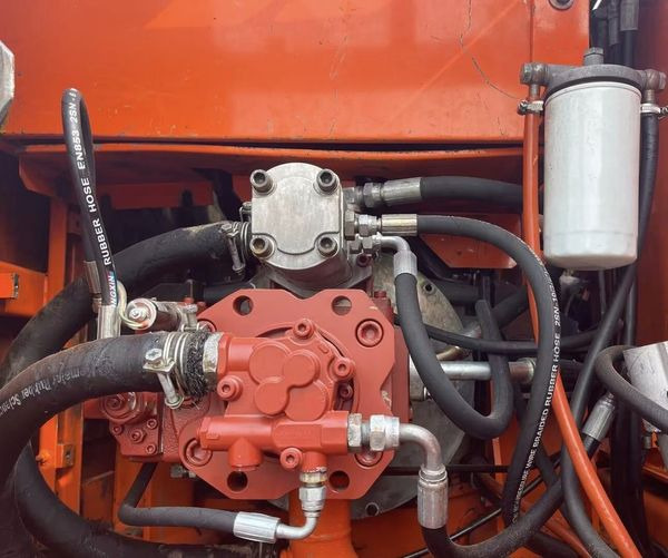 Wheel Digging Crawler Excavator Used Doosan150W Dh150W Dh150W-7 / Second-Hand Korea Engine Doosan Dh 150 150W-7 Doosan150 - Escavadeira de rodas: foto 4 Wheel Digging Crawler Excavator Used Doosan150W Dh150W Dh150W-7 / Second-Hand Korea Engine Doosan Dh 150 150W-7 Doosan150 - Escavadeira de rodas: foto 4