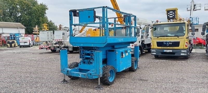 Genie GS-2669 - 10 m, 4x4, diesel - Plataforma de Tijera/ Plataforma de tesoura: foto 2 Genie GS-2669 - 10 m, 4x4, diesel - Plataforma de Tijera/ Plataforma de tesoura: foto 2