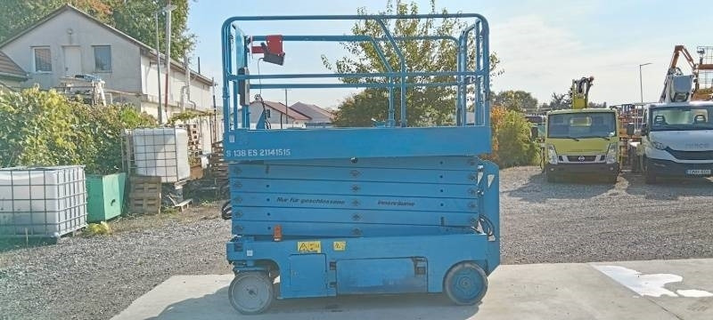 Genie GS4047 - 13,7m - electric - Plataforma de Tijera/ Plataforma de tesoura: foto 5 Genie GS4047 - 13,7m - electric - Plataforma de Tijera/ Plataforma de tesoura: foto 5