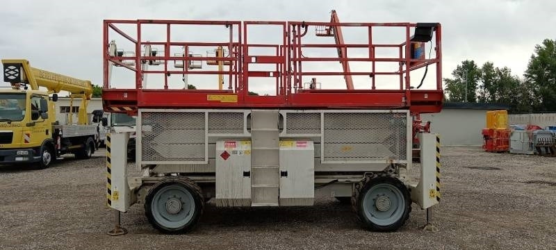 Genie GS4390 - 15,11m, diesel, 4x4 - Plataforma de Tijera/ Plataforma de tesoura: foto 5 Genie GS4390 - 15,11m, diesel, 4x4 - Plataforma de Tijera/ Plataforma de tesoura: foto 5