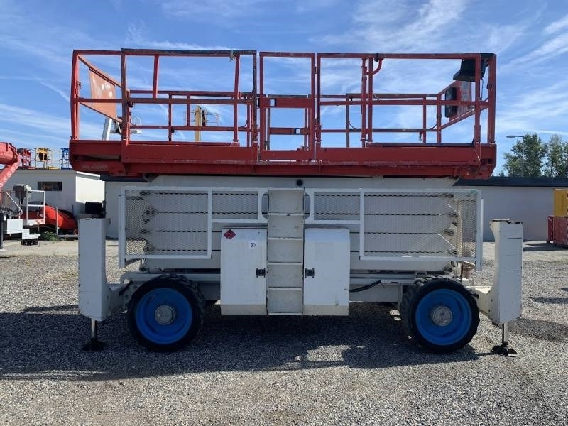 Genie GS5390 - 18m - 4x4 - Diesel - Plataforma de Tijera/ Plataforma de tesoura: foto 5 Genie GS5390 - 18m - 4x4 - Diesel - Plataforma de Tijera/ Plataforma de tesoura: foto 5