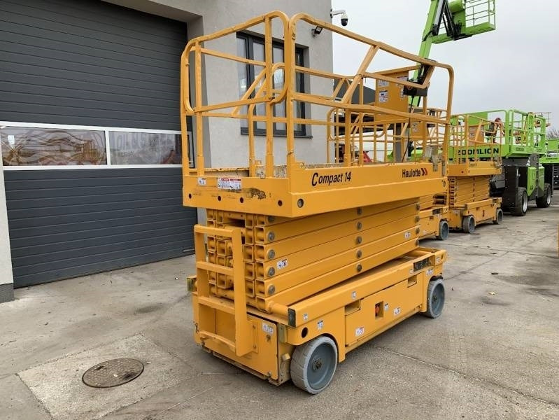 Haulotte Compact 14 - 14 m, electric - Plataforma de Tijera/ Plataforma de tesoura: foto 2 Haulotte Compact 14 - 14 m, electric - Plataforma de Tijera/ Plataforma de tesoura: foto 2