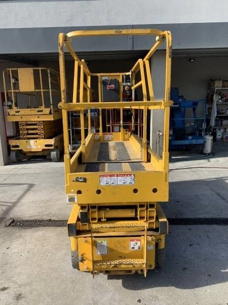 Haulotte Compact 8 - 8m, electric - Plataforma de Tijera/ Plataforma de tesoura: foto 3 Haulotte Compact 8 - 8m, electric - Plataforma de Tijera/ Plataforma de tesoura: foto 3