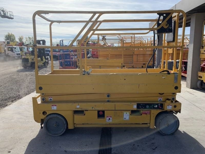 Haulotte Compact 8 - 8m, electric - Plataforma de Tijera/ Plataforma de tesoura: foto 4 Haulotte Compact 8 - 8m, electric - Plataforma de Tijera/ Plataforma de tesoura: foto 4