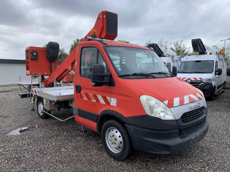 Iveco Daily GSR E179T - 17,1m - 200 kg - Caminhão com plataforma aérea: foto 1 Iveco Daily GSR E179T - 17,1m - 200 kg - Caminhão com plataforma aérea: foto 1