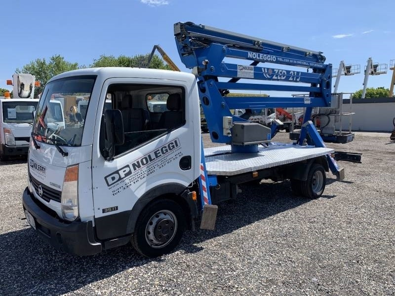 Nissan Cabstar CTE ZED 21 J - 21 m - 200 kg - Caminhão com plataforma aérea: foto 2 Nissan Cabstar CTE ZED 21 J - 21 m - 200 kg - Caminhão com plataforma aérea: foto 2