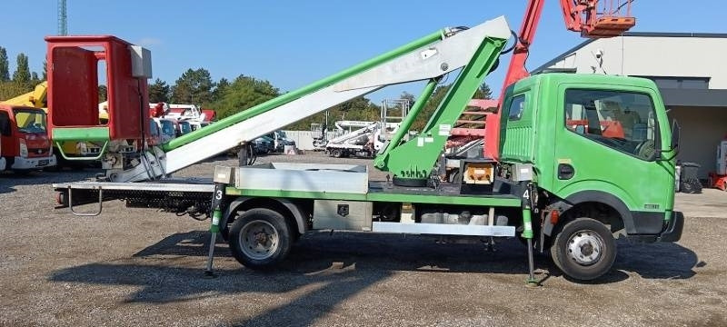 Nissan Cabstar Multitel 160 ALU DS - 16m - Caminhão com plataforma aérea: foto 4 Nissan Cabstar Multitel 160 ALU DS - 16m - Caminhão com plataforma aérea: foto 4