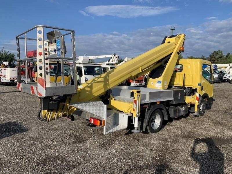 Nissan Cabstar Ruthmann TB270 - 27m - 225 kg - Caminhão com plataforma aérea: foto 5 Nissan Cabstar Ruthmann TB270 - 27m - 225 kg - Caminhão com plataforma aérea: foto 5