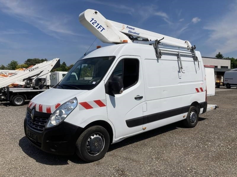 Renault Master France Elevateur 121FT - 12,5 m - 120kg - Caminhão com plataforma aérea: foto 2 Renault Master France Elevateur 121FT - 12,5 m - 120kg - Caminhão com plataforma aérea: foto 2
