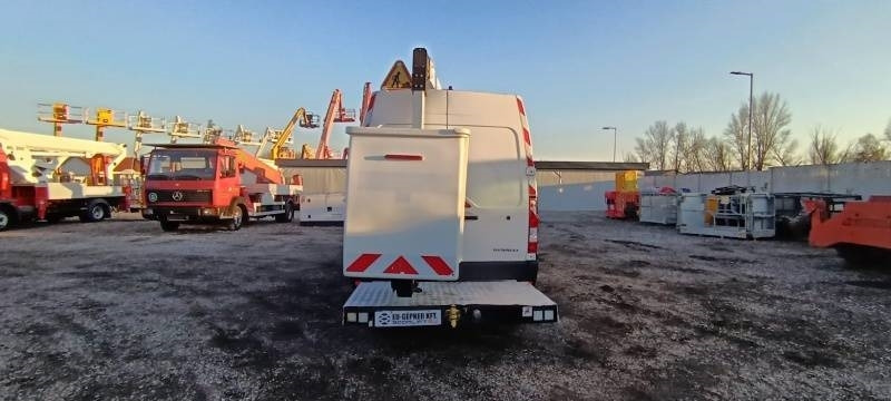Caminhão com plataforma aérea Renault Master Klubb K32: foto 6