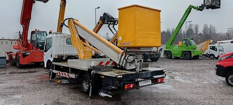 Caminhão com plataforma aérea Renault Maxity Multitel MT202DS - 20m - 200 kg: foto 7 Caminhão com plataforma aérea Renault Maxity Multitel MT202DS - 20m - 200 kg: foto 7