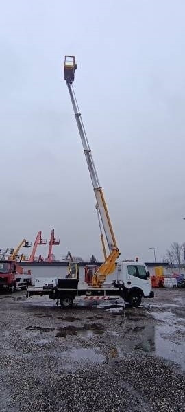 Caminhão com plataforma aérea Renault Maxity Multitel MT202DS - 20m - 200 kg: foto 11 Caminhão com plataforma aérea Renault Maxity Multitel MT202DS - 20m - 200 kg: foto 11