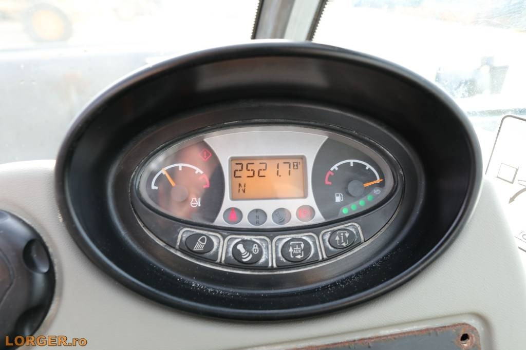 Empilhador telescópico Bobcat TL38.70HF: foto 14