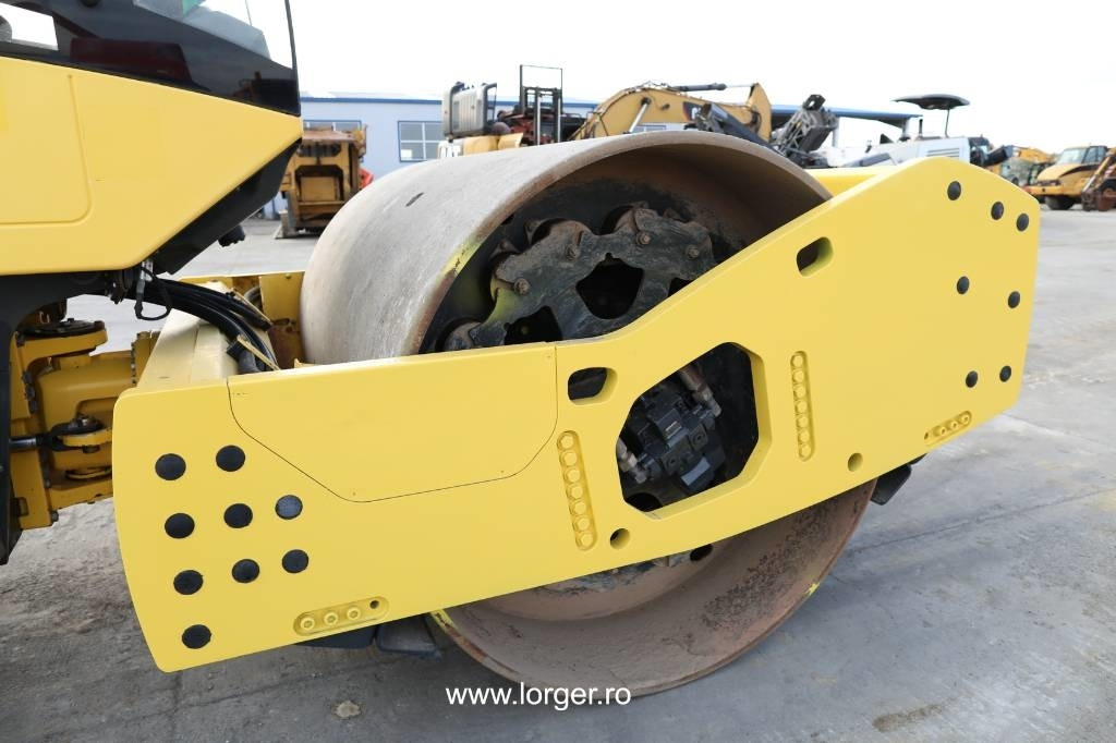 Compactador Bomag BW 219 D H-5: foto 9 Compactador Bomag BW 219 D H-5: foto 9