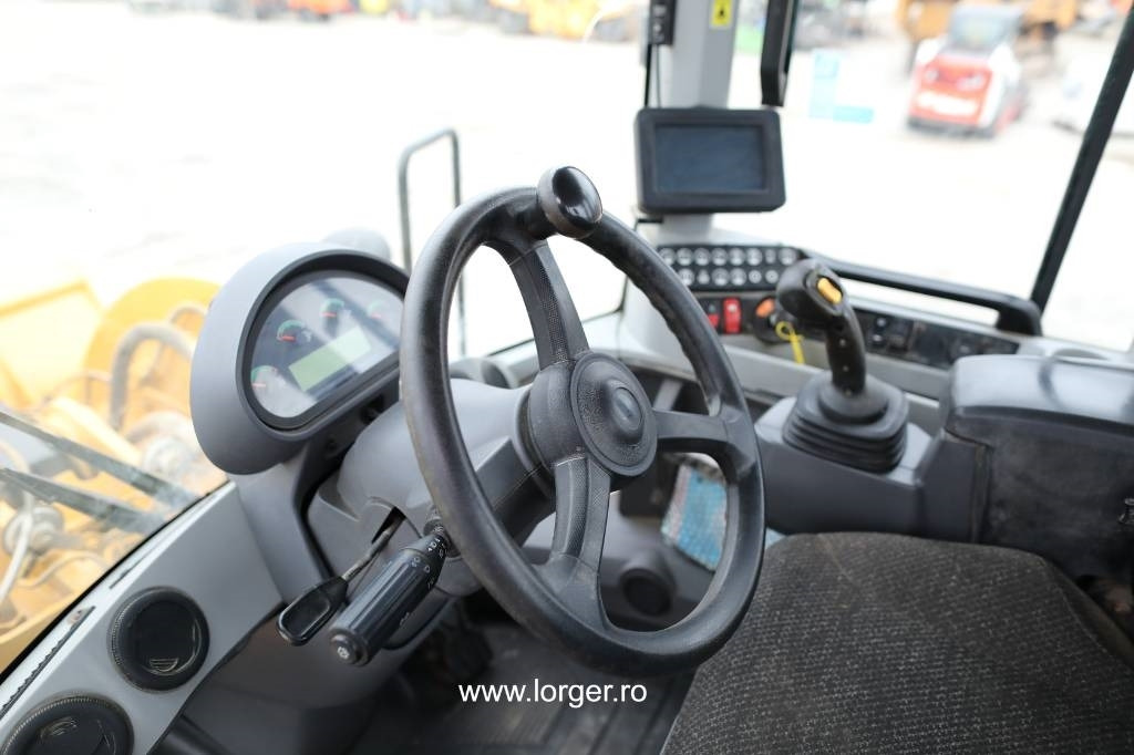 Carregadeira de rodas CAT 938 M: foto 21