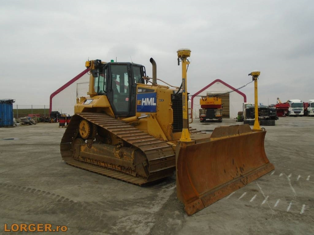 CAT D6N LGP - Buldôzer: foto 4 CAT D6N LGP - Buldôzer: foto 4