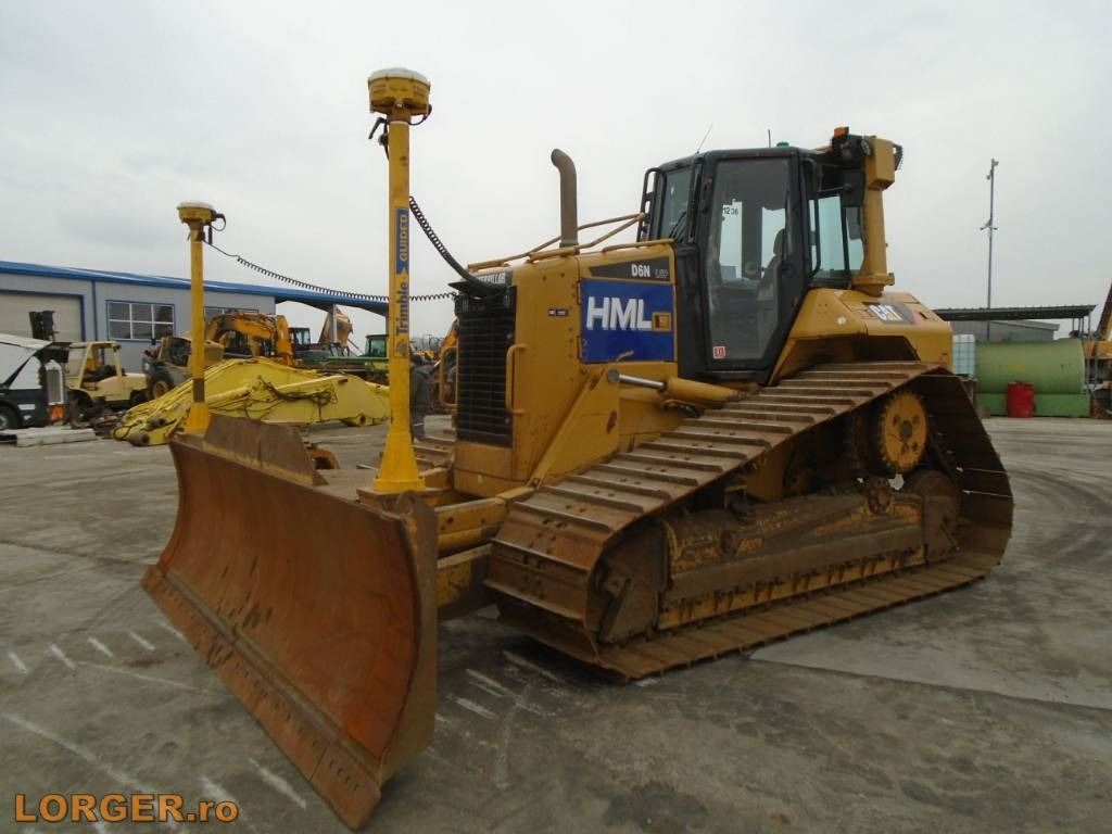 CAT D6N LGP - Buldôzer: foto 1 CAT D6N LGP - Buldôzer: foto 1