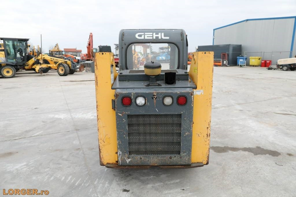 Mini carregadeira Gehl R 135: foto 6