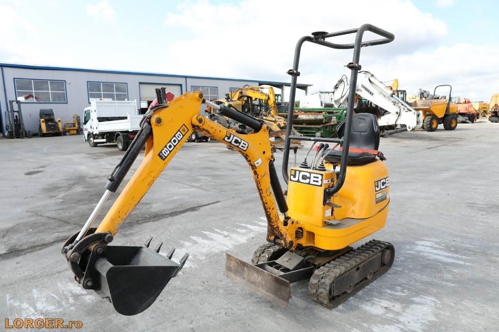 JCB 8008 CTS - Mini escavadeira: foto 1 JCB 8008 CTS - Mini escavadeira: foto 1