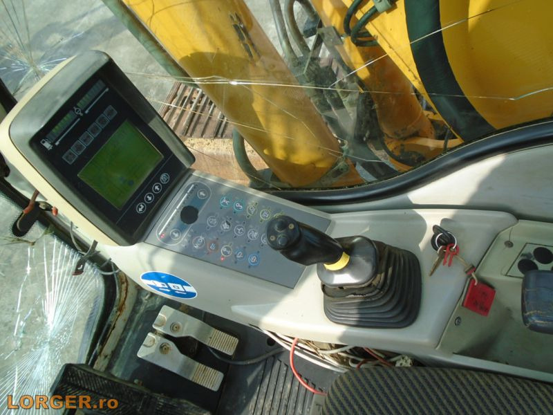 Locação de Liebherr R 900 C  Liebherr R 900 C: foto 9