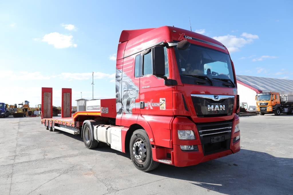MAN TGX 18.500 4x2 LLS + Trailer Vega 3 axel lowbed - Tractor: foto 1 MAN TGX 18.500 4x2 LLS + Trailer Vega 3 axel lowbed - Tractor: foto 1