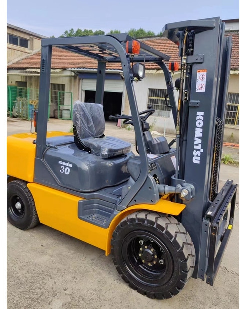 2022 Komatsu FD30-14 - Empilhadeira: foto 1 2022 Komatsu FD30-14 - Empilhadeira: foto 1