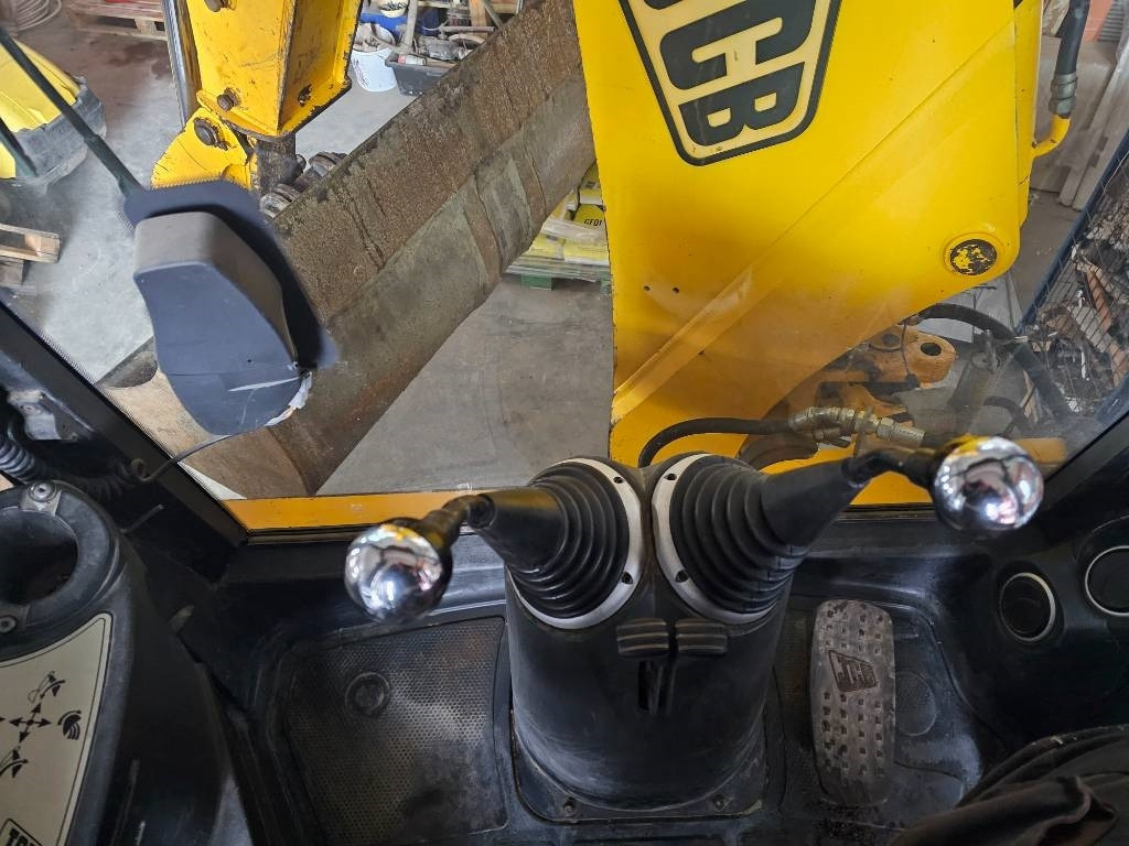 JCB 4 CX - Retroescavadeira: foto 2 JCB 4 CX - Retroescavadeira: foto 2
