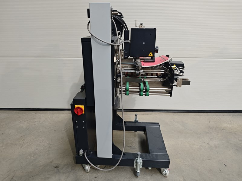 Horizon MKU-38 - Máquina de dobrar papel: foto 1 Horizon MKU-38 - Máquina de dobrar papel: foto 1