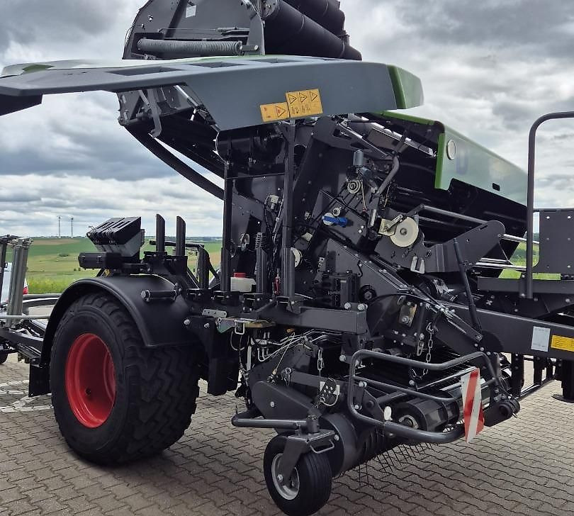 J.Reiff Sarl
Herr Stefan Neukirch - 77 Z.I in den - Enfardadeira de fardos redondos, Empacotador de fardos: foto 4 J.Reiff Sarl
Herr Stefan Neukirch - 77 Z.I in den - Enfardadeira de fardos redondos, Empacotador de fardos: foto 4