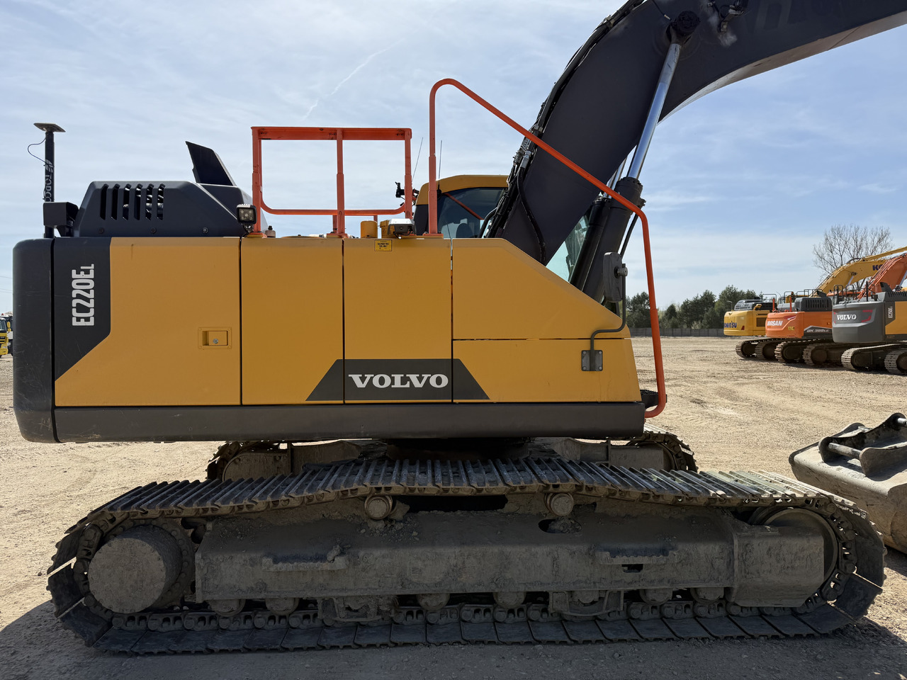 Escavadora de rastos Volvo EC 220 EL: foto 8