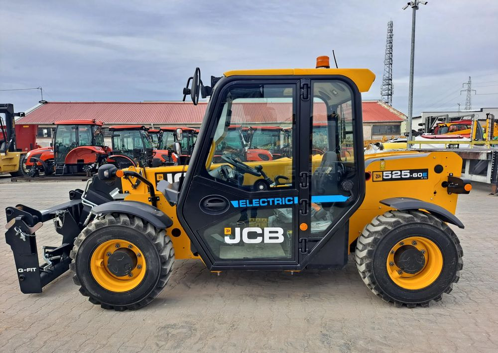 Locação de  JCB 525-60E JCB 525-60E: foto 7