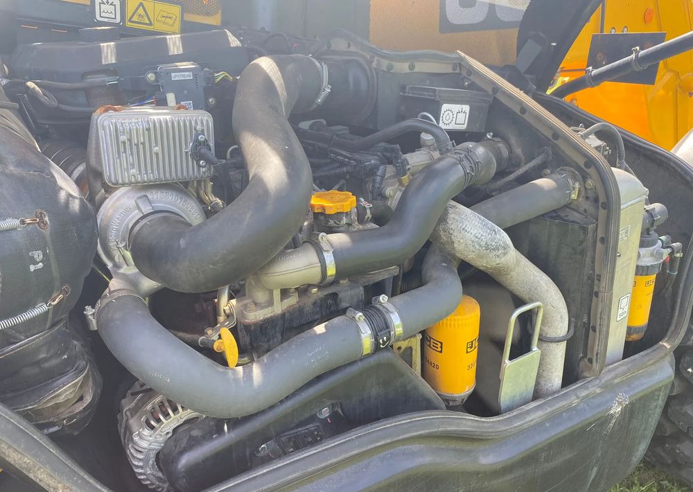 JCB 541-70 Agri Plus - Empilhador telescópico: foto 5 JCB 541-70 Agri Plus - Empilhador telescópico: foto 5