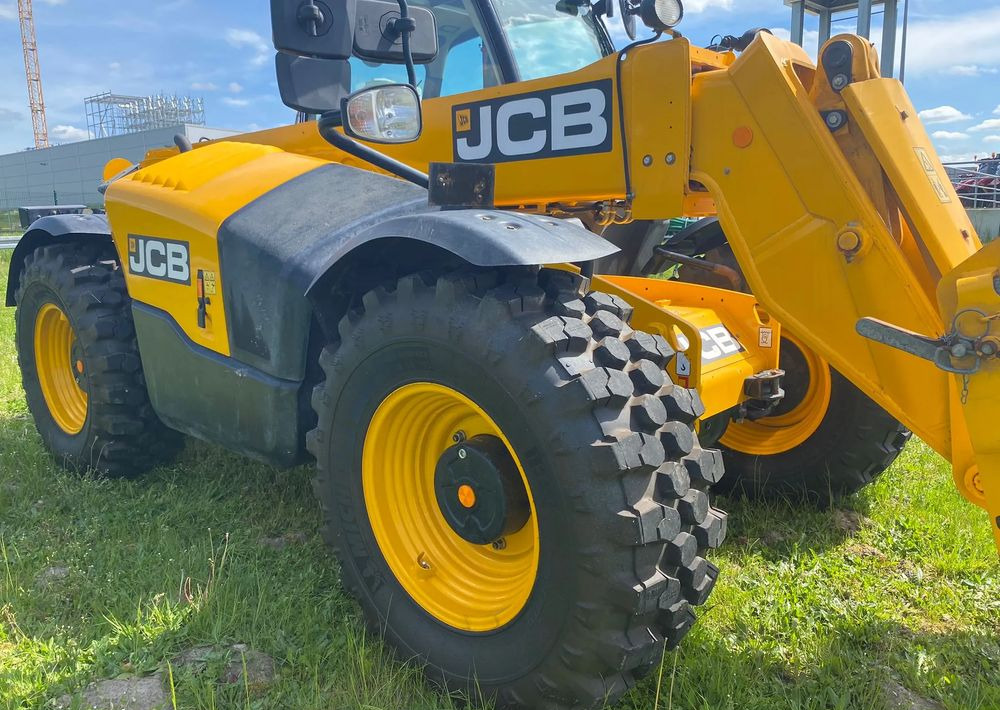 JCB 541-70 Agri Plus - Empilhador telescópico: foto 4 JCB 541-70 Agri Plus - Empilhador telescópico: foto 4