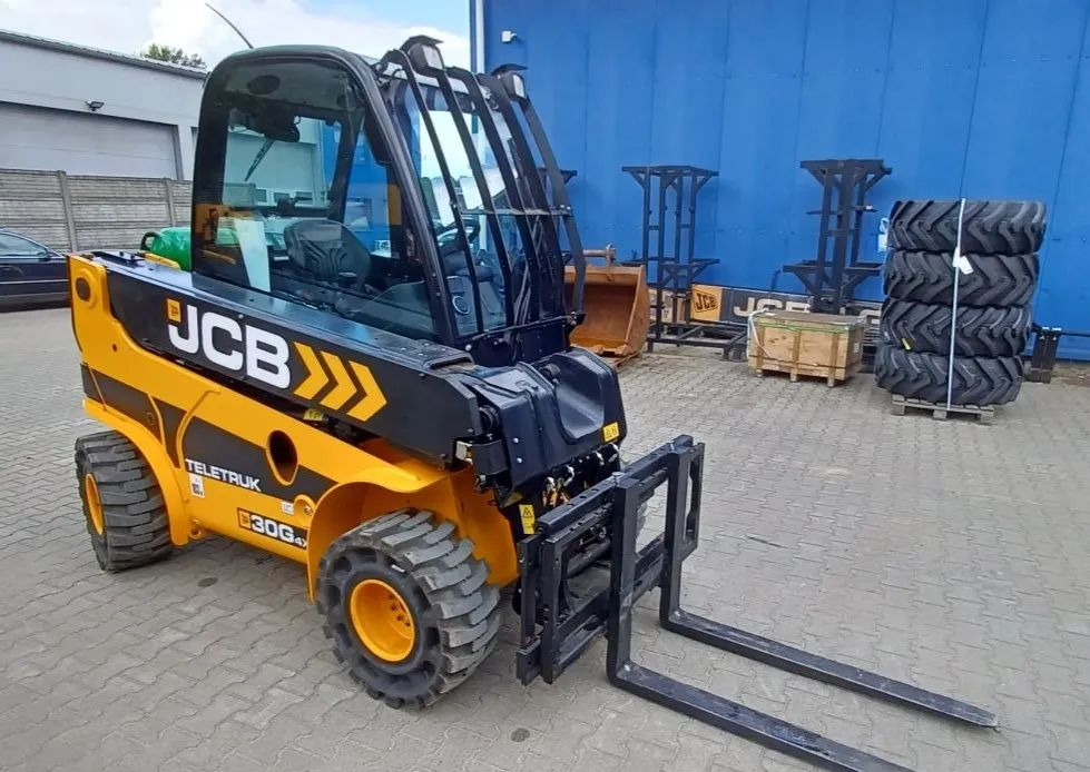 JCB TLT 30-20G 4x4 - Empilhadeira a gás, Empilhador telescópico: foto 2 JCB TLT 30-20G 4x4 - Empilhadeira a gás, Empilhador telescópico: foto 2