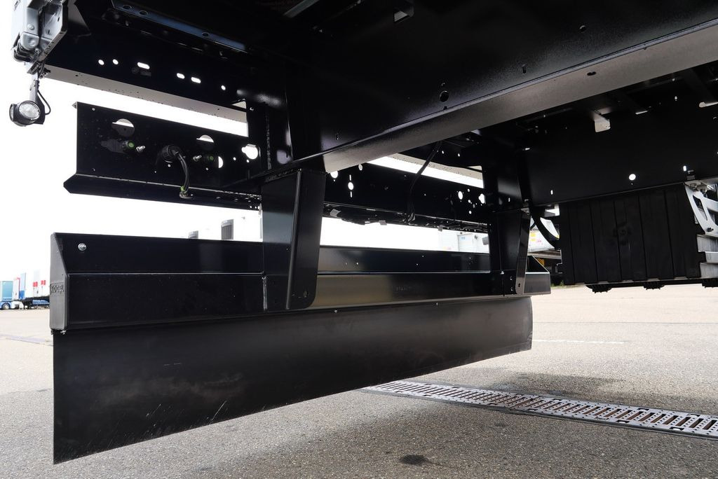 Semi-reboque plataforma/ Caixa aberta nuevo Kögel SN24/ BW 800 mm/144 x rungent. BPW/ LENKACHSE: foto 20 Semi-reboque plataforma/ Caixa aberta nuevo Kögel SN24/ BW 800 mm/144 x rungent. BPW/ LENKACHSE: foto 20