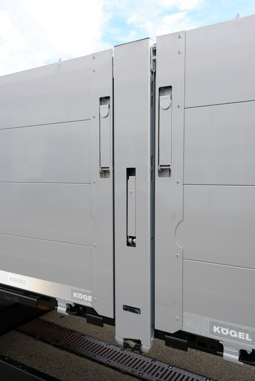 Semi-reboque plataforma/ Caixa aberta nuevo Kögel SN24/ BW 800 mm/144 x rungent. BPW/ LENKACHSE: foto 14 Semi-reboque plataforma/ Caixa aberta nuevo Kögel SN24/ BW 800 mm/144 x rungent. BPW/ LENKACHSE: foto 14